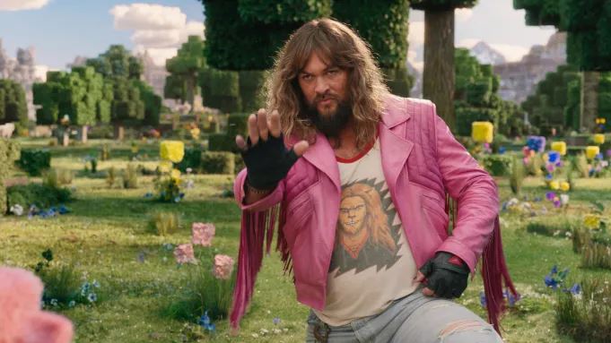 Jason Momoa potvrdil, �e nat��anie Minecraftu 2 je na spadnutie, scen�r je pod�a neho e�te lep��